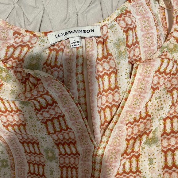 Sleeveless boho print orange tan blouse - Picture 6 of 8